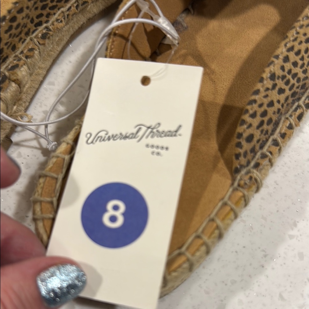 Universal Thread Leopard print espadrilles.  Size 8, new with tags, - Picture 3 of 10